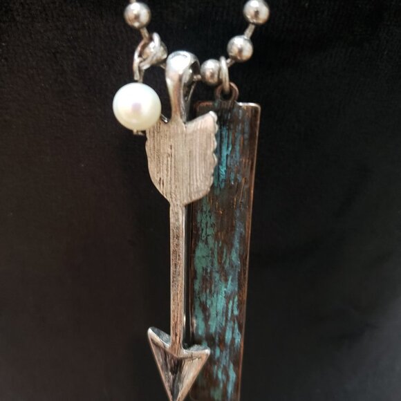 Womens  Gemstone and Silver Tone Arrow Charm Pendant Necklace with Lobster Clasp - Picture 2 of 5